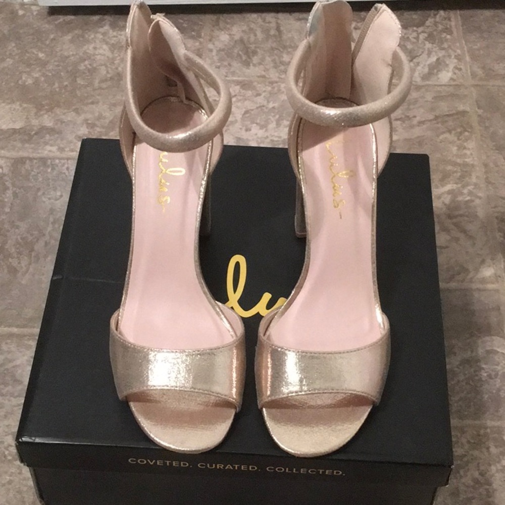 LuLu Champagne Comfortable Block Heel. Used. Size 6.5. Prom or wedding.
